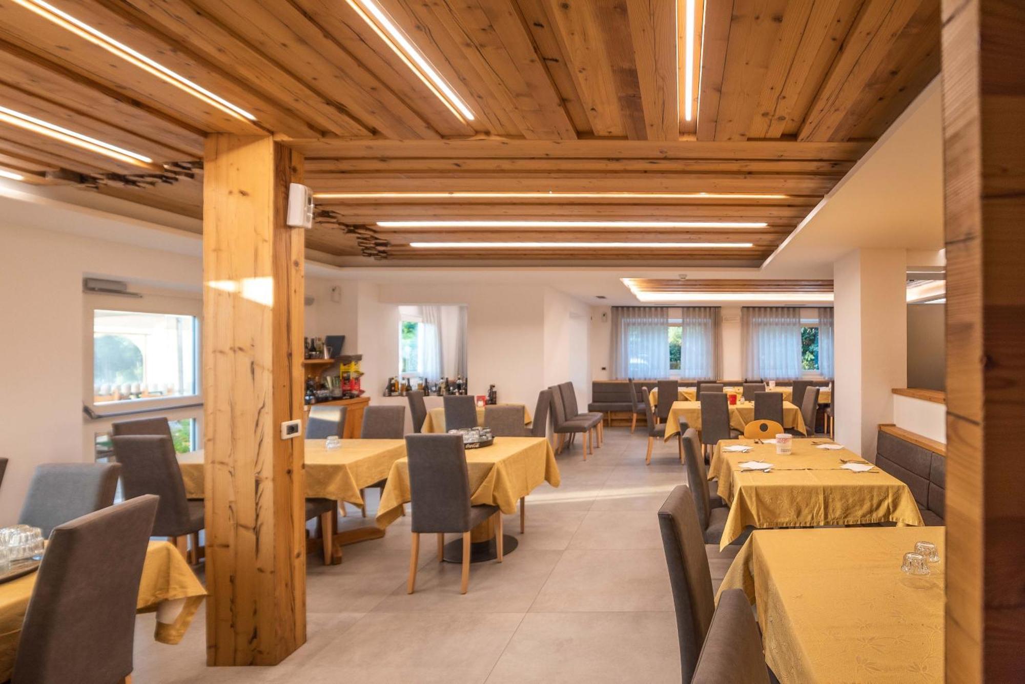 Hotel Niagara 오싸나 외부 사진