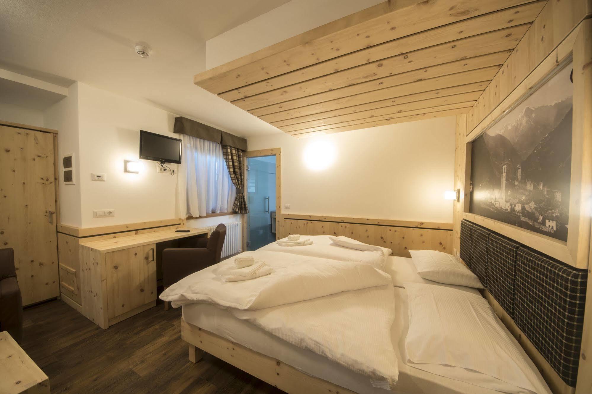 Hotel Niagara 오싸나 외부 사진